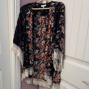 Umgee Black Floral Kimono with Lace Detail